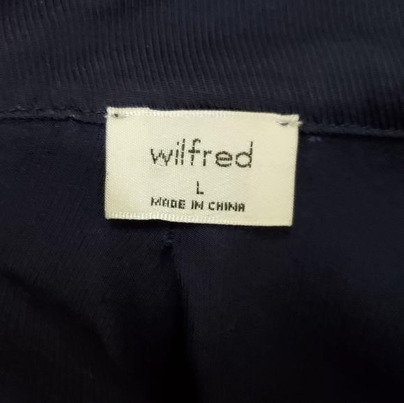 ARITZIA Wilfred "Char" Navy Pajama Top Blouse Size L - Picture 12 of 14